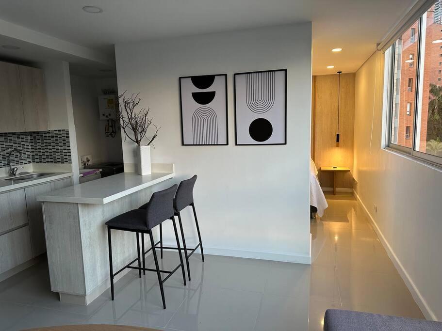 Apartment Lujoso Apto En El Poblado-panoramica De La Ciudad! 1305 Medellin